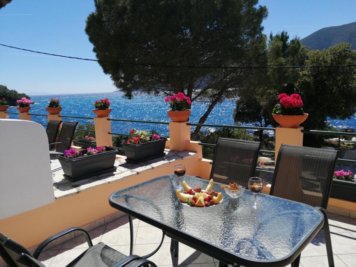 Ilios studios Vassiliki Esterno foto